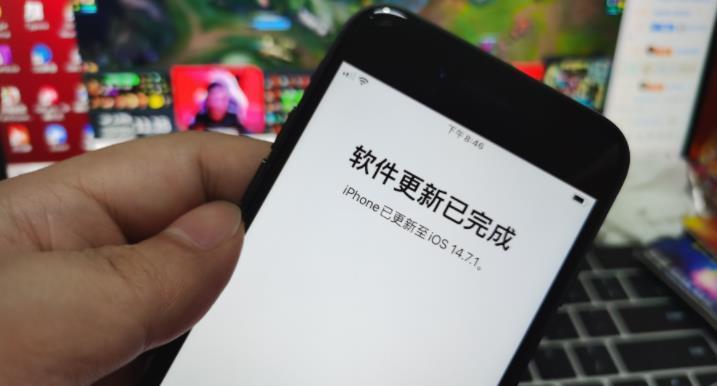 iPhone苹果手机显示无SIM卡解决方法（解决iPhone显示无SIM卡问题的有效方法）