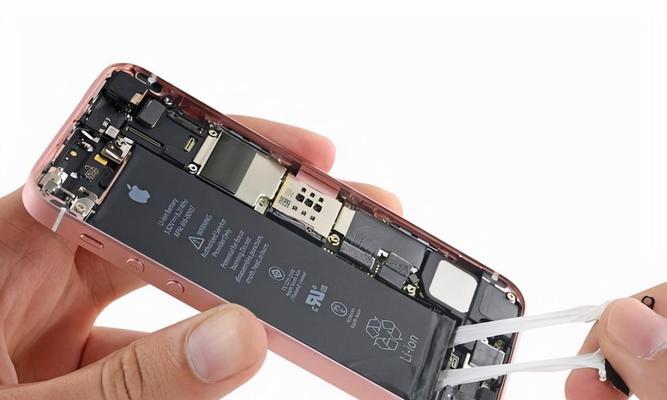 解析iPhone电池更换费用的因素（探究影响iPhone电池更换价格的关键因素及解决方案）