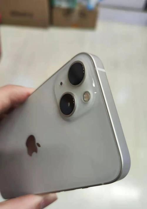 iPhone13关机和开机操作指南（快速了解如何正确关机和开机你的iPhone13）