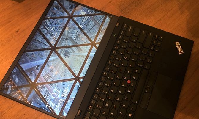 联想ThinkPadX1ExtremeGen5评测怎么样？性能和特点是什么？