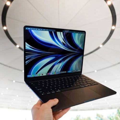 苹果2022款MacBook Air体验如何？用户反馈和常见问题解答？