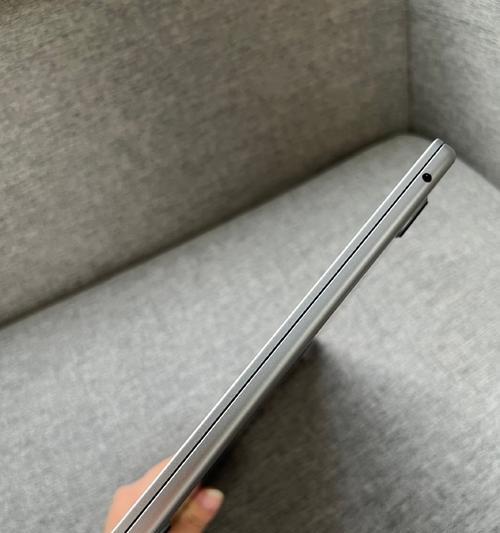 苹果2022款MacBook Air体验如何？用户反馈和常见问题解答？