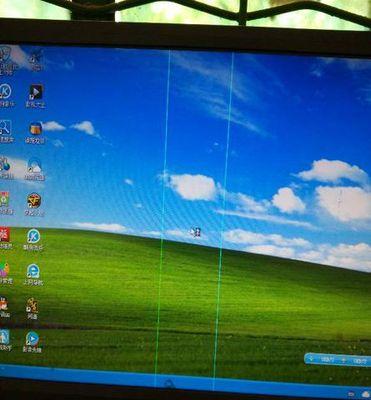 电脑显示器出现白色线条如何调整？可能的解决方法是什么？